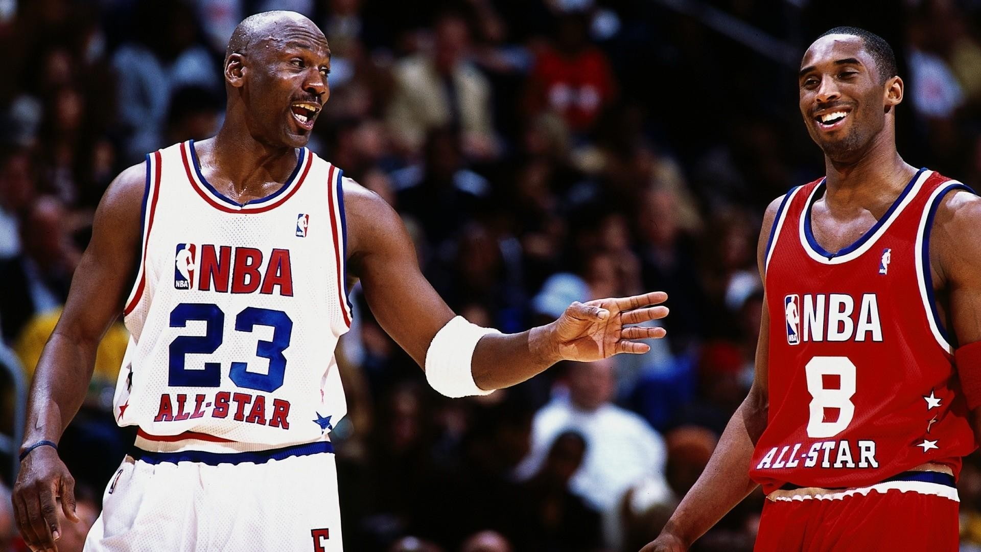 Michael Jordan and Kobe Bryant competing in the all-star desktop wallpaper